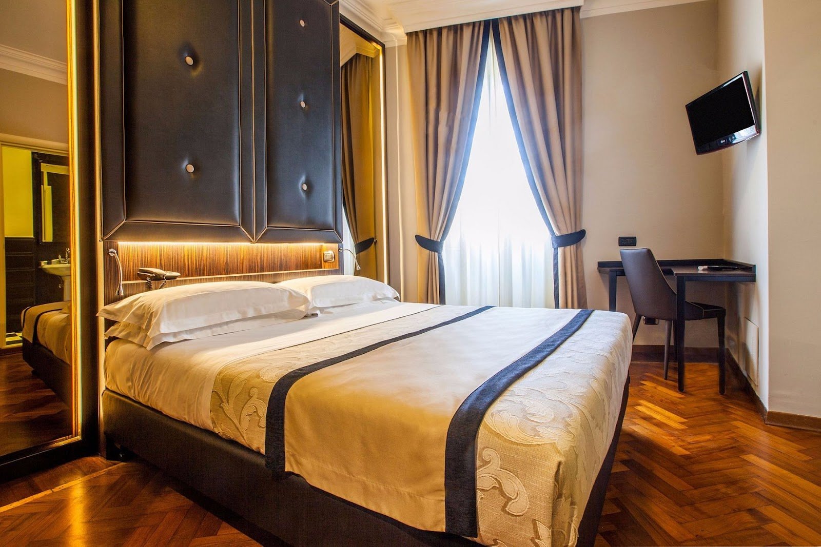 Hotel Lombardia — Hotel in Santa Maria Novella, Florence