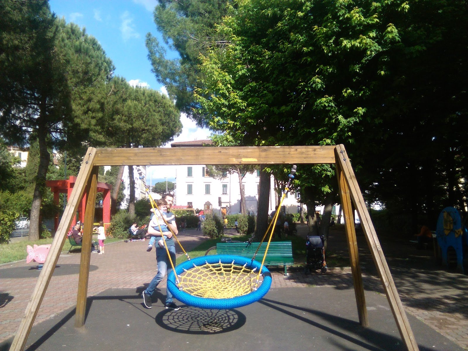 Giardino & area giochi — Garden in Outer Florence, Florence