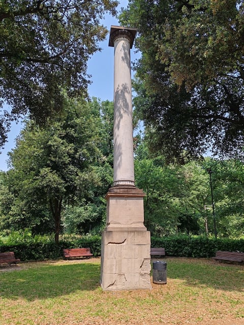 Colonna del Pegaso — Tourist attraction in Outer Florence · Florence