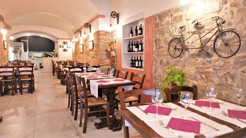 Il Tocco di Bacco — Restaurant in Centro Storico · Florence