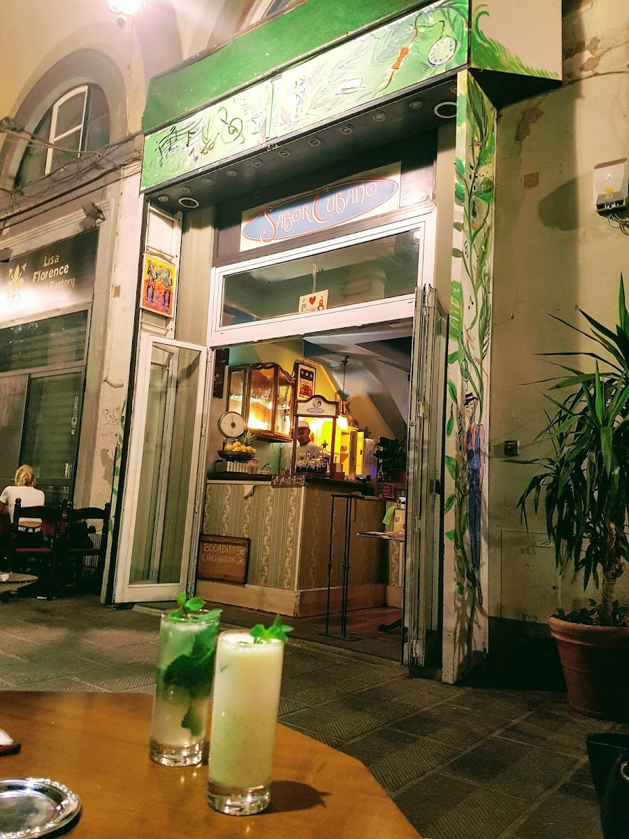 Papa Doble — Cocktail bar in San Lorenzo, Florence