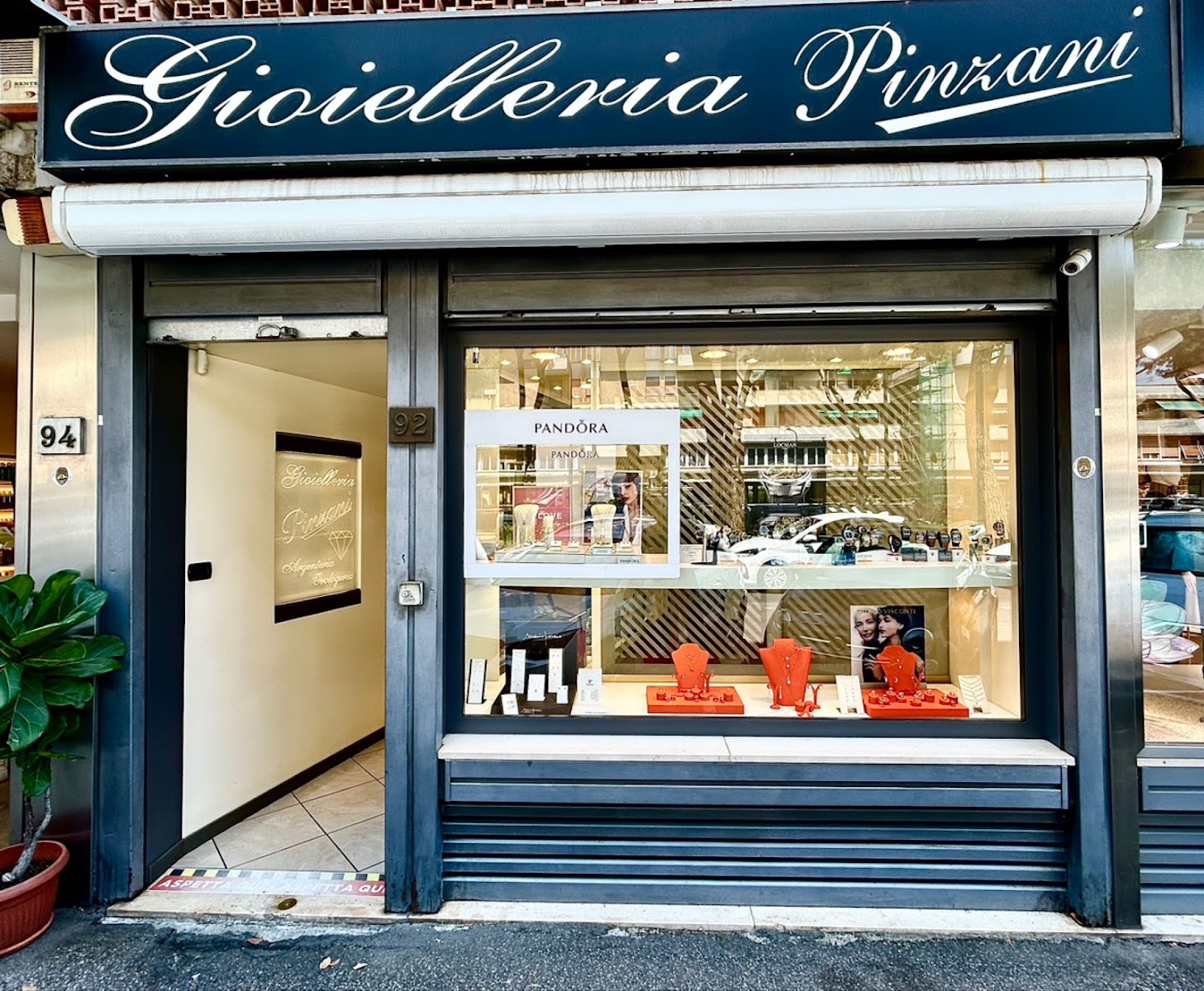 Gioielleria Pinzani — Jewelry store in Outer Florence, Florence