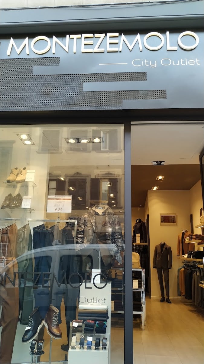 MONTEZEMOLO - Firenze Via Panzani — Clothing store in Santa Maria Novella, Florence