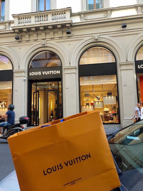 Louis Vuitton — Store in Centro Storico · Florence