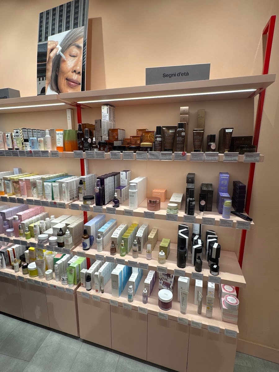MiiN Korean Cosmetics · Firenze — Cosmetics store in Santa Maria Novella, Florence