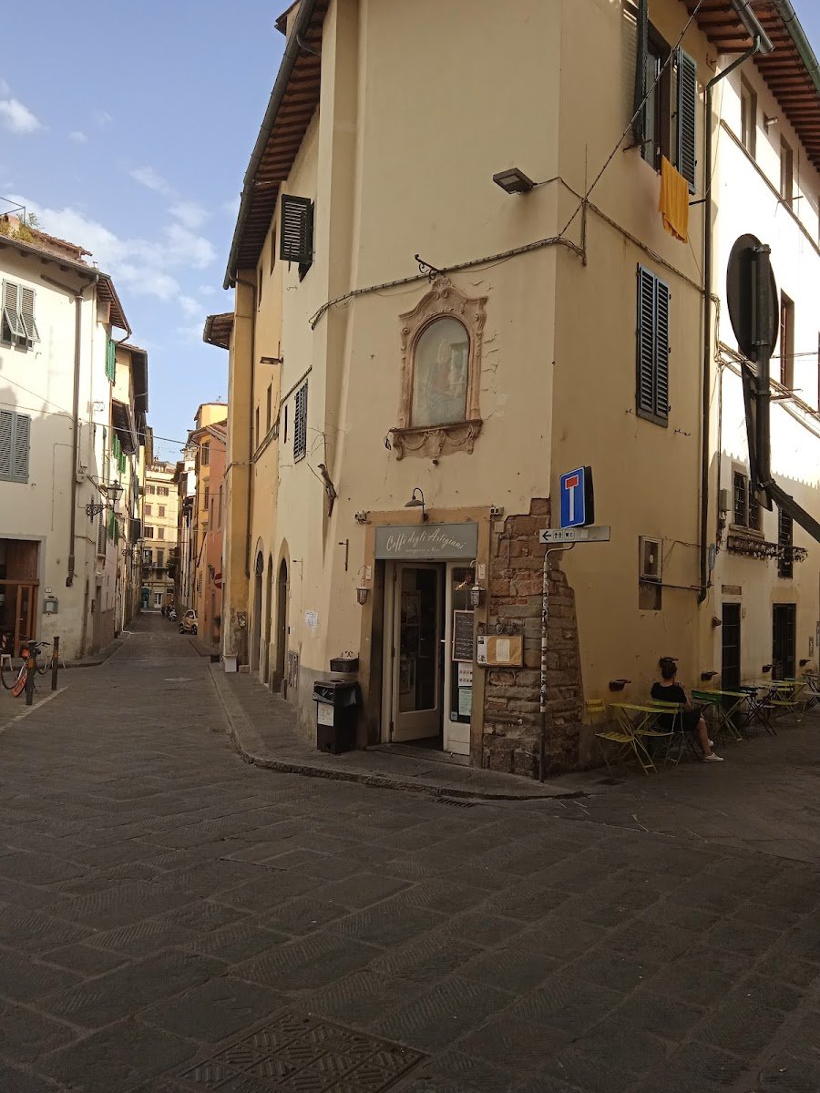 Piazza della Passera — Historical landmark in Oltrarno, Florence