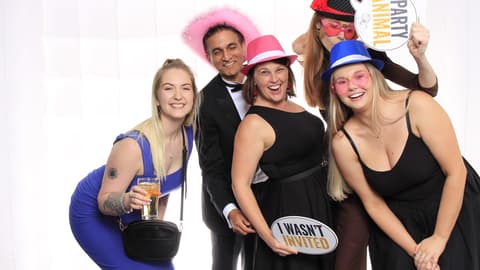Brisbane engagement party photo guide