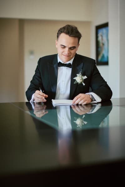 Ashleigh & James — image 21