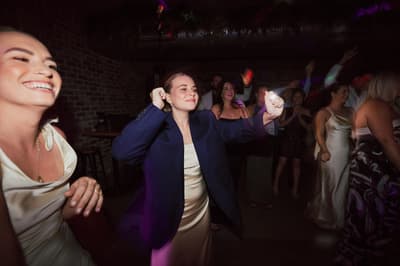 Ashleigh & James — image 705