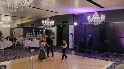Elizabeth & Shane — image 80