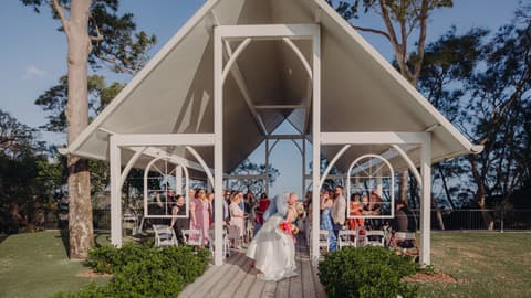 Photographing a Brisbane Wedding in Jacaranda Season