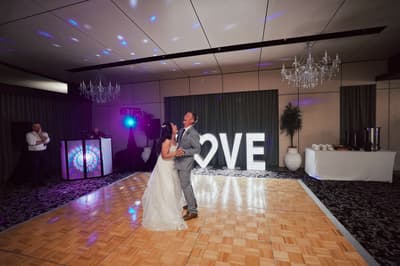 Jheng & Dane — image 909