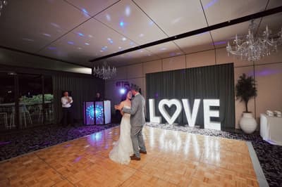Jheng & Dane — image 910