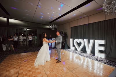 Jheng & Dane — image 916