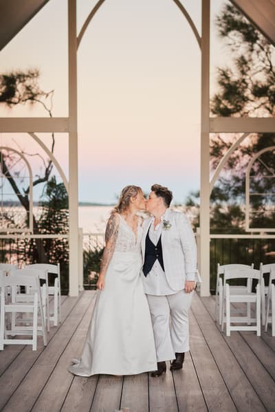 Mandy & Selina — image 322