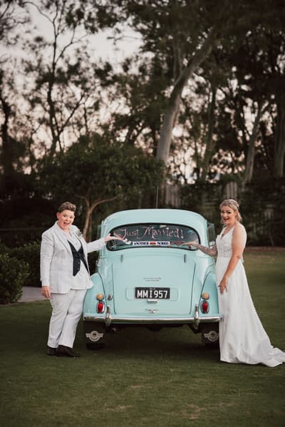 Mandy & Selina — image 324