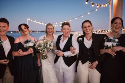 Mandy & Selina — image 368