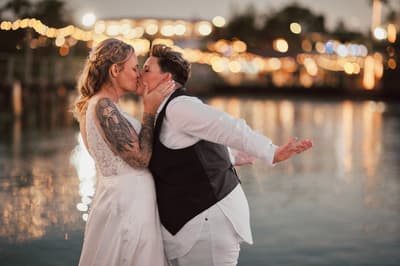 Mandy & Selina — image 377