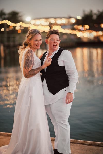 Mandy & Selina — image 379