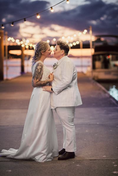 Mandy & Selina — image 399