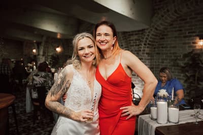 Mandy & Selina — image 712