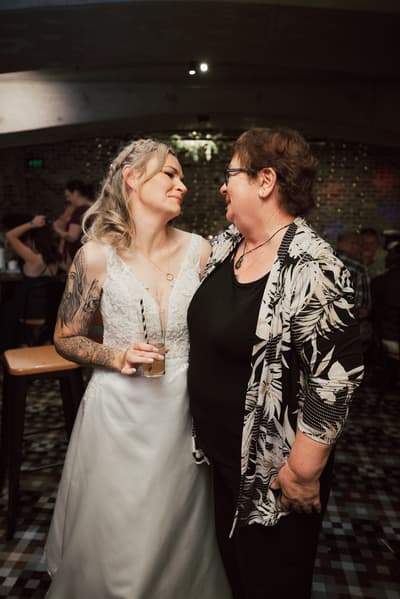 Mandy & Selina — image 716
