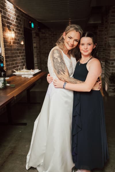 Mandy & Selina — image 732