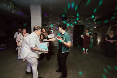 Mandy & Selina — image 739