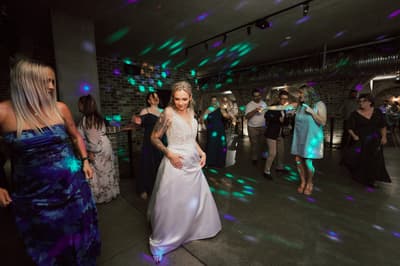 Mandy & Selina — image 765