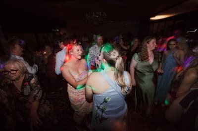 Morgan & Joel — image 868