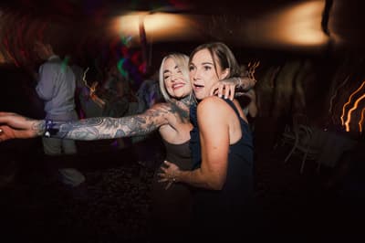 Morgan & Joel — image 883