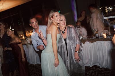 Morgan & Joel — image 920