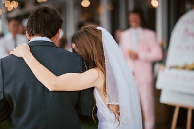 Olivia and Jake — image 358