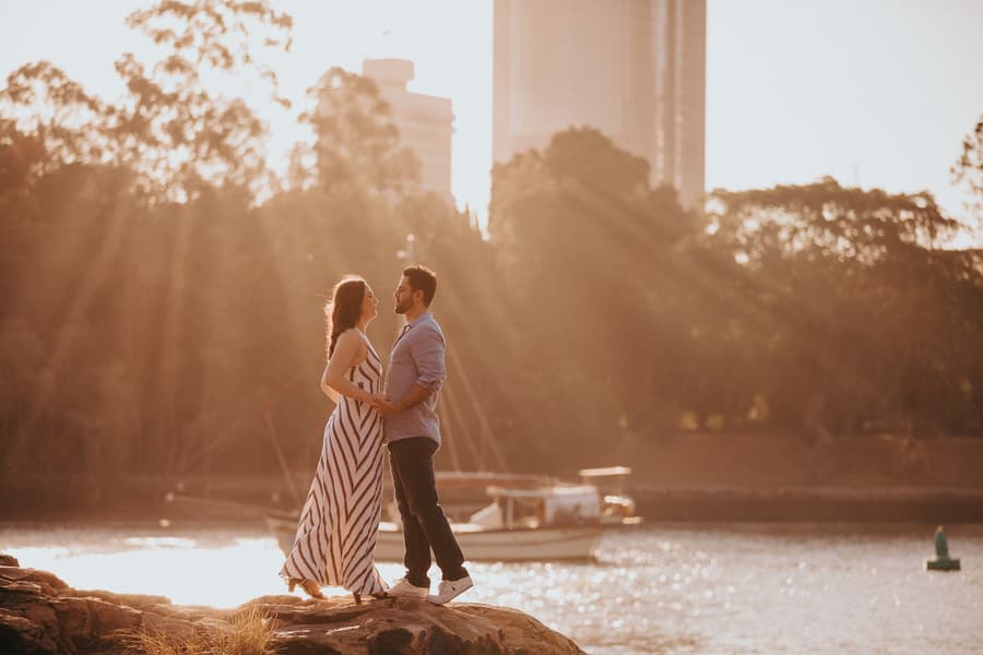 Sarah & Sam pre-wedding session at Kangaroo Point, Brisbane