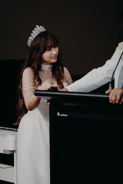 Timothy & Henny — image 1048