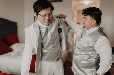 Timothy & Henny — image 40