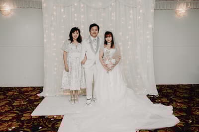 Timothy & Henny — image 435