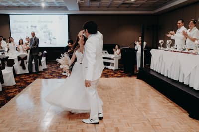 Timothy & Henny — image 687