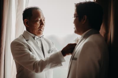 Timothy & Henny — image 9