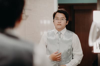 Timothy & Henny — image 10