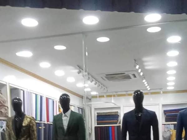 The Outfit Custom Tailor photo 2