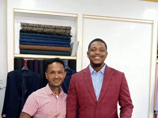 The Outfit Custom Tailor photo 8