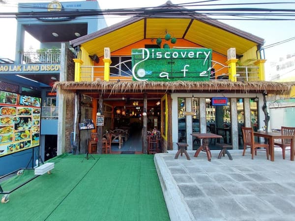Discovery Café and Bar Phang Nga