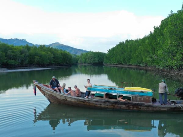 Kokosnuss Tours