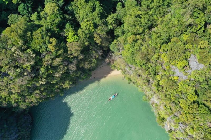 Phuket: A Tropical Paradise in Southern Thailand