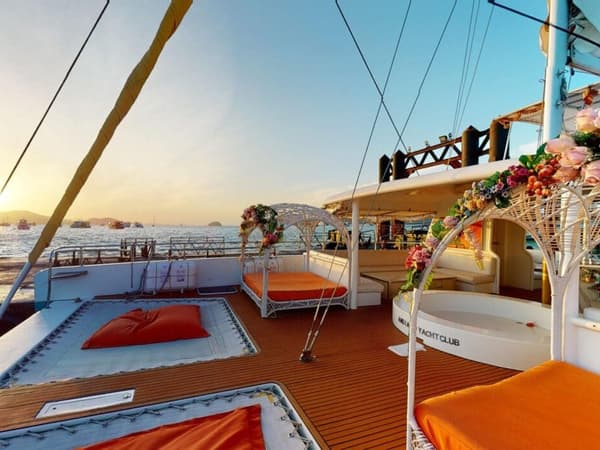 Andiamo Yacht Charter Phuket photo 4