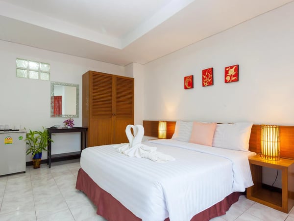 Karon Sunshine Guesthouse Phuket photo 4