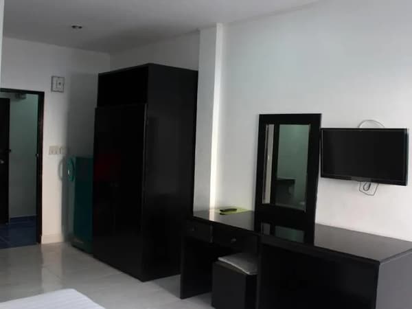 Max Guesthouse Patong Phuket photo 2