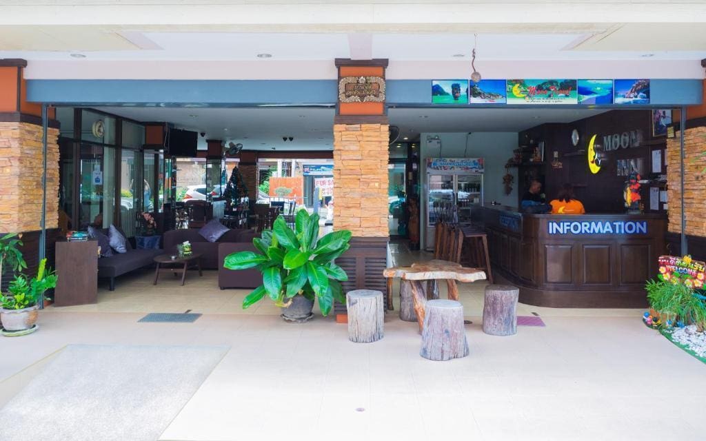 Moon Inn Hotel Patong