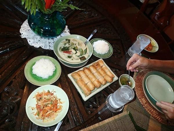 Pat's Thai Cooking School photo 2